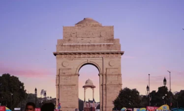 Discover Same Day Delhi Tour by Car with VTSPL