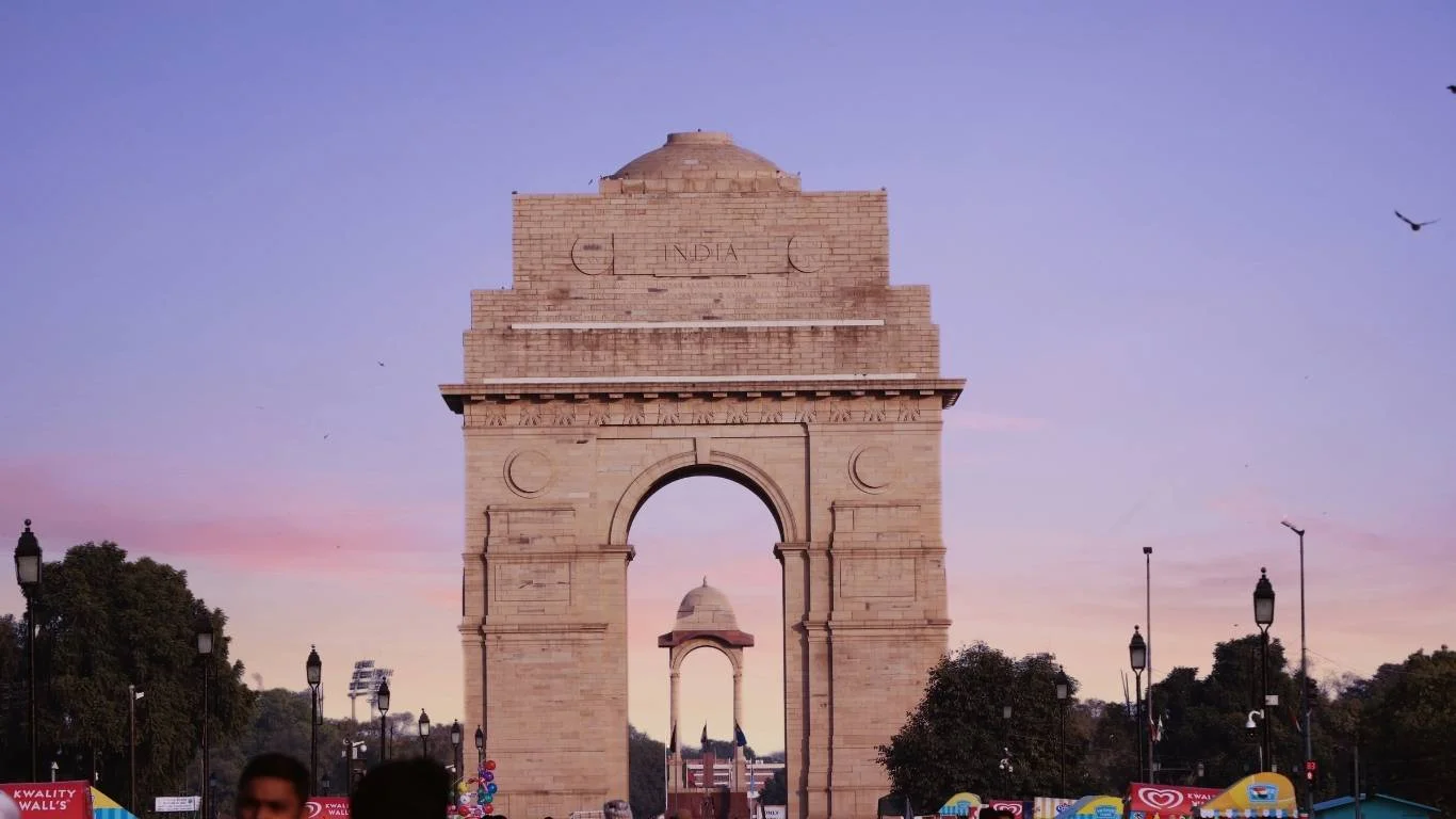 Discover Same Day Delhi Tour by Car with VTSPL